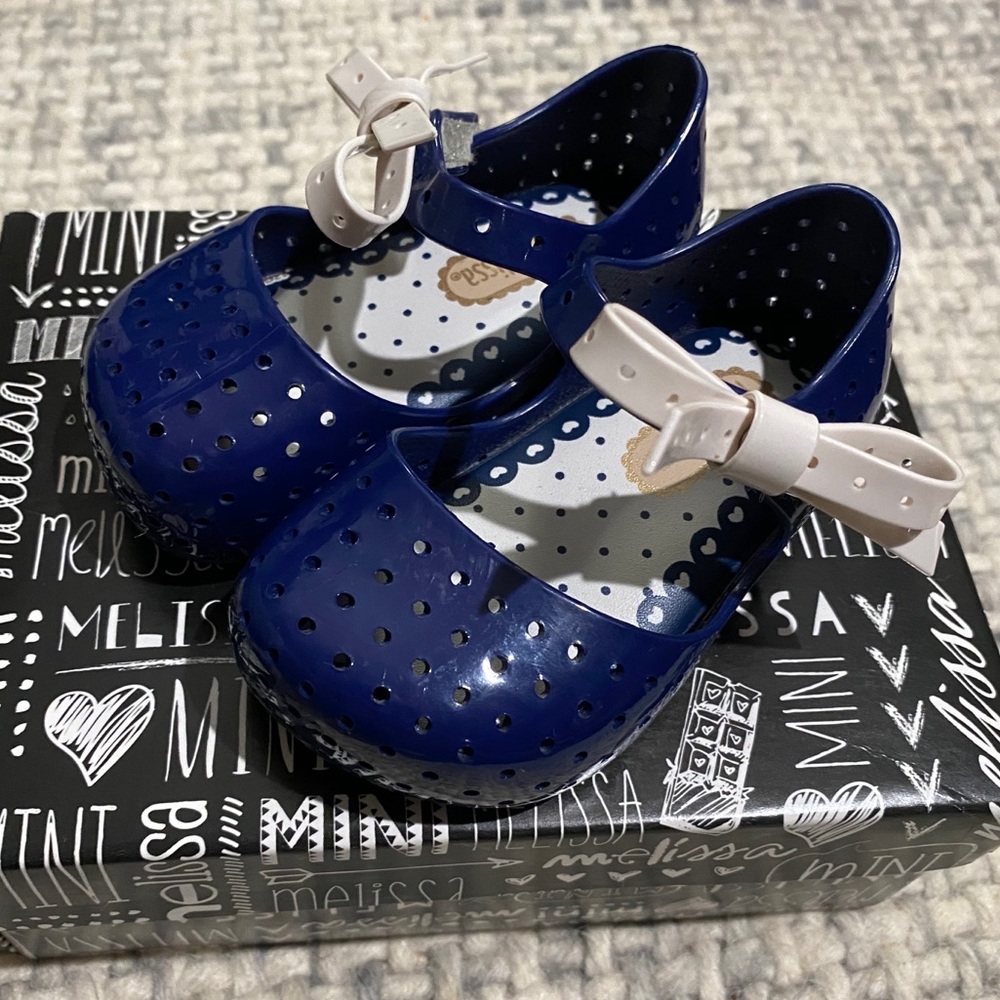 Mini Melissa Girls Mini Furadinha Mary Janes